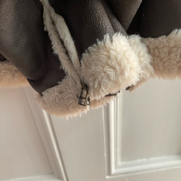 SHERPA MOSS Jacket - Picture 5 of 8